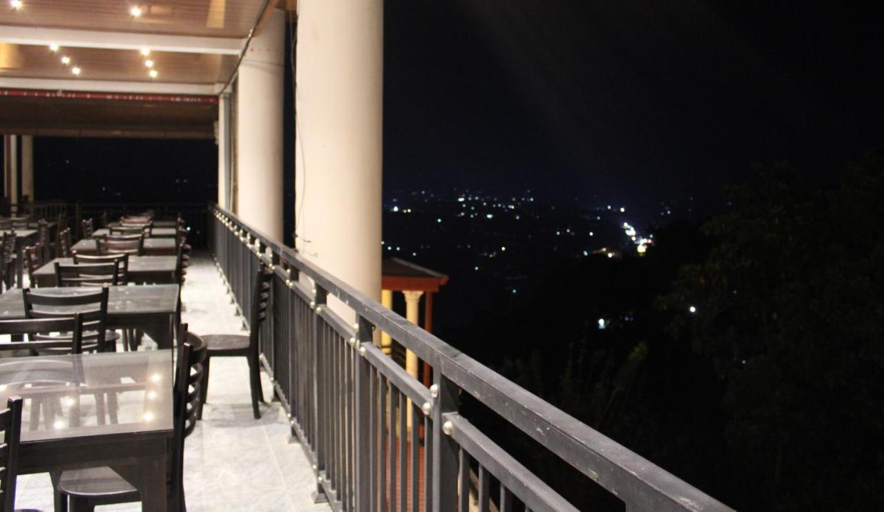 Sky Gate Kandy Buitenkant foto